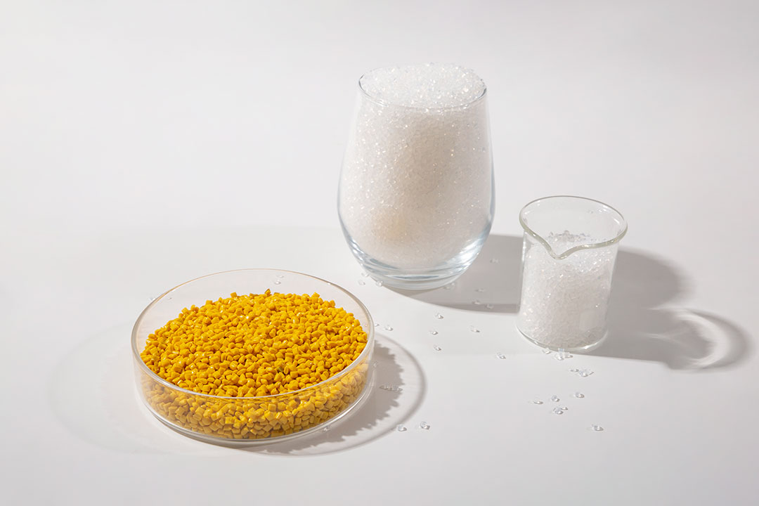 200度高溫氟塑料的應(yīng)用及注意事項(xiàng)！